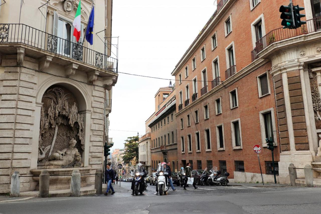 Trevi Grand Blu Suite B&B Roma Exterior foto